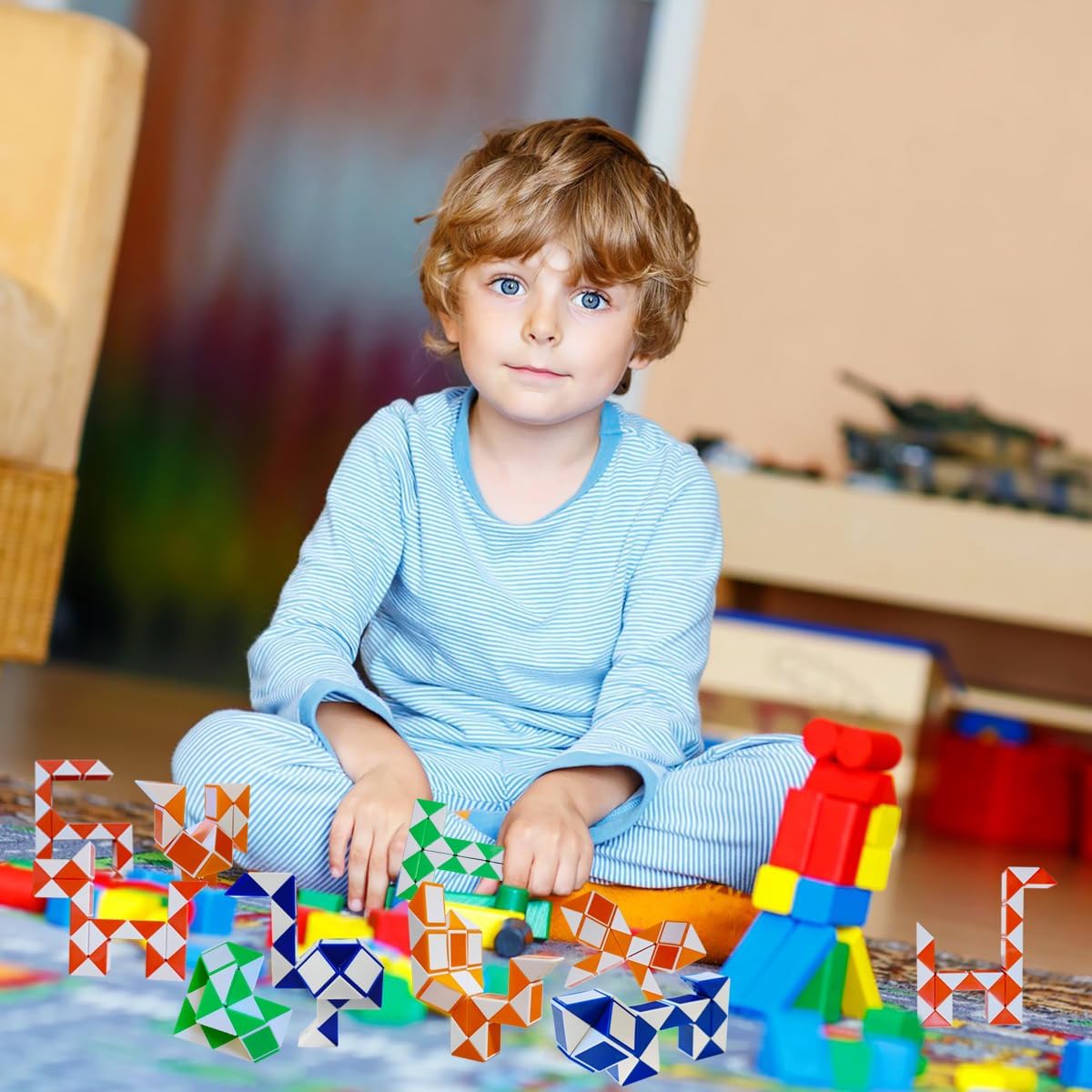 32Pcs Magic Snake Speed Cube for Party Favors Goodie Bag Stuffers Classroom Prizes, Mini Twist Puzzle for Birthday Bags for Kids Christmas Valentine Easter Gifts